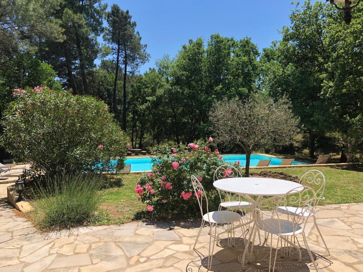 Le Clos Des Cigales Roussillon  Bagian luar foto
