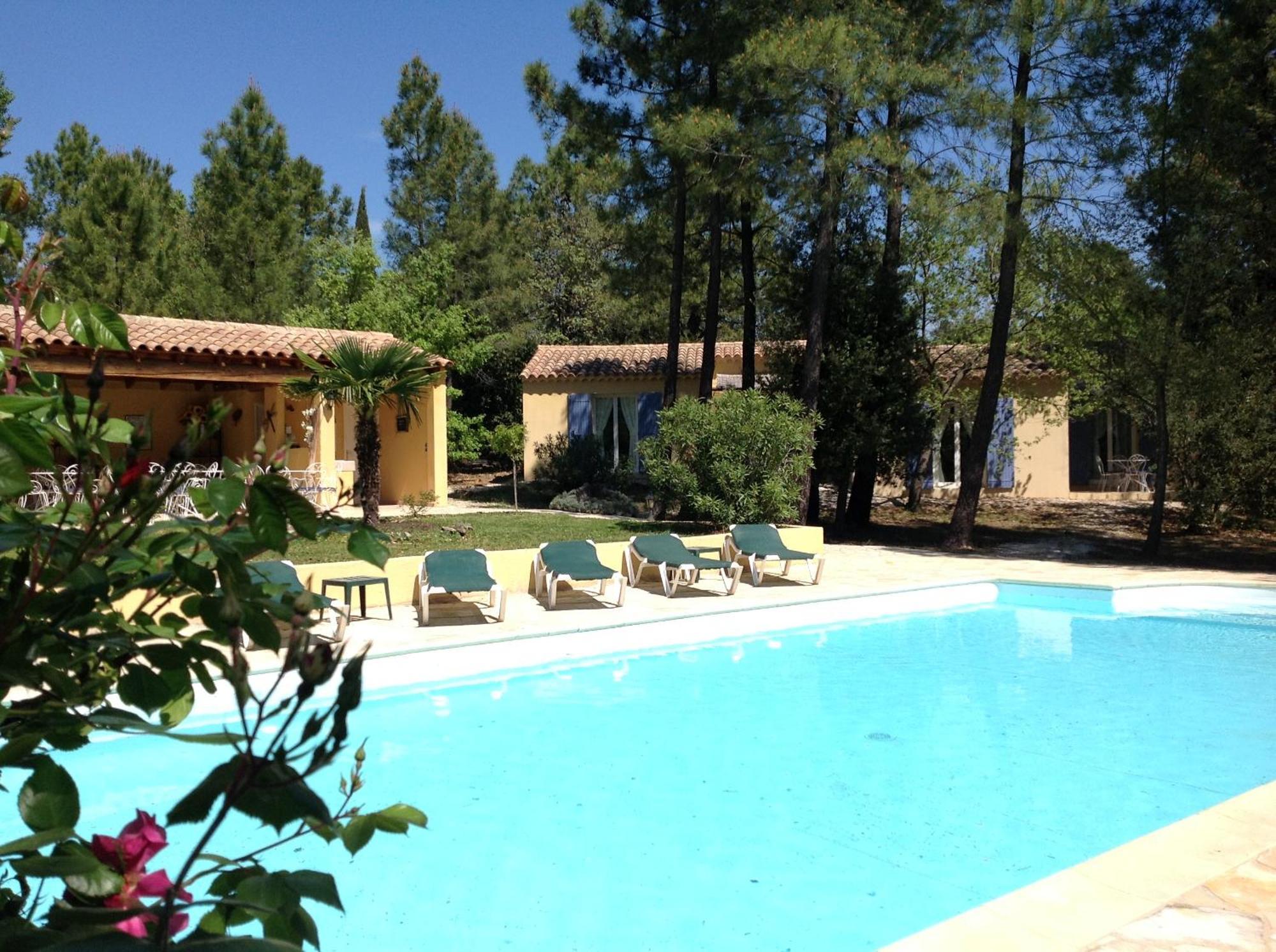 Le Clos Des Cigales Roussillon  Ruang foto