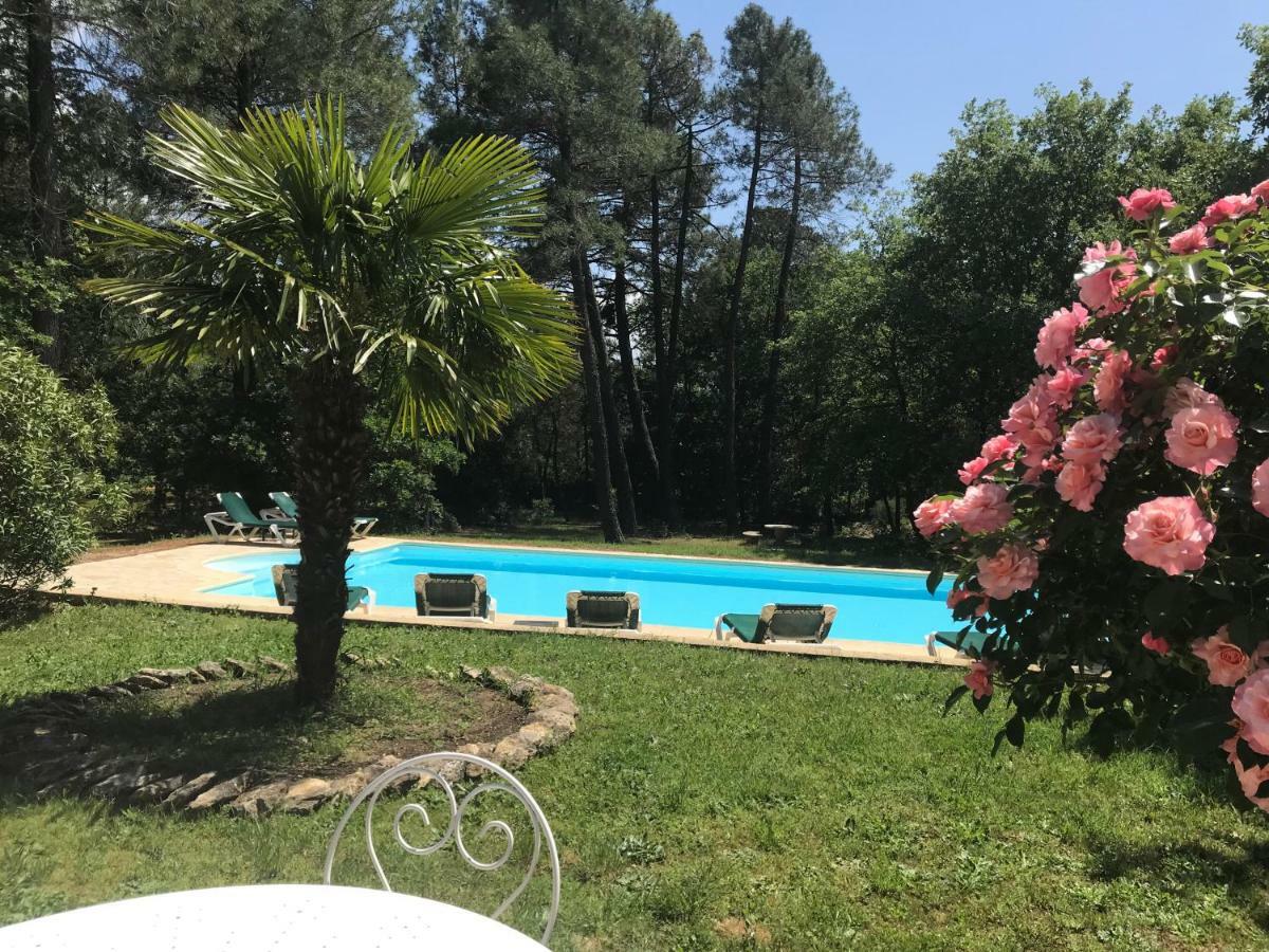 Le Clos Des Cigales Roussillon  Bagian luar foto