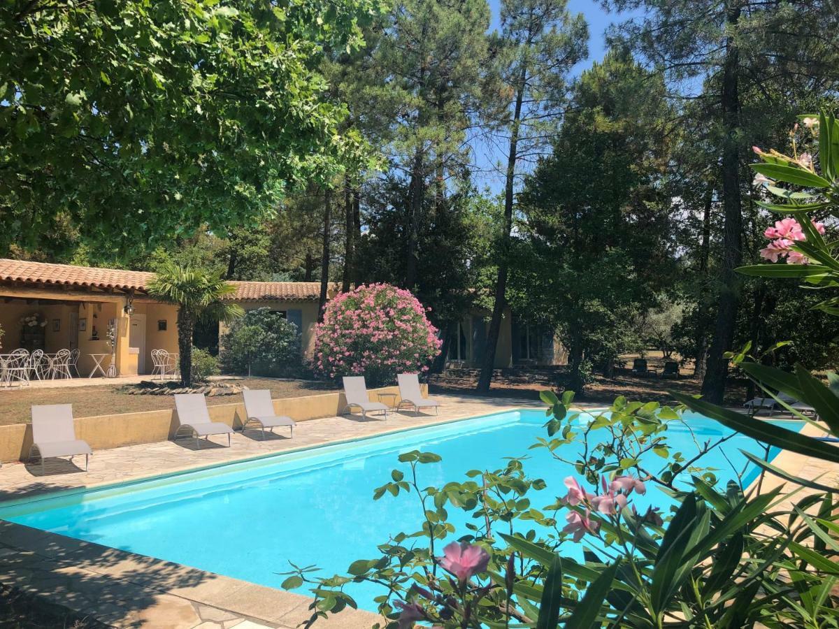 Le Clos Des Cigales Roussillon  Bagian luar foto