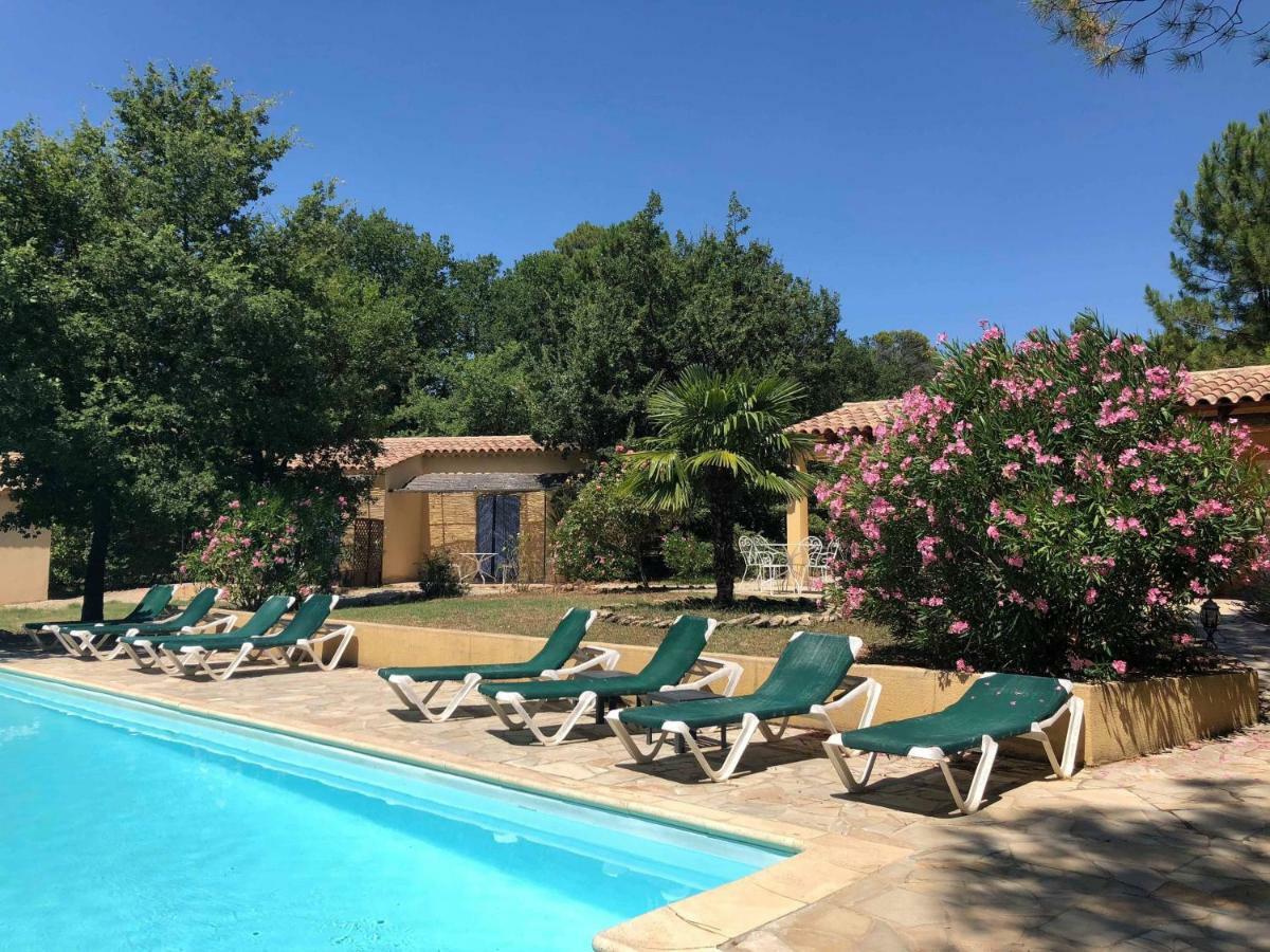 Le Clos Des Cigales Roussillon  Bagian luar foto